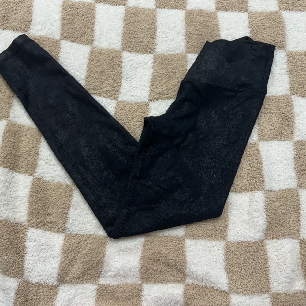Offline aeri legging